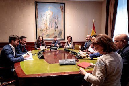 Reunión del Foro Judicial Independiente con diputados de Ciudadanos