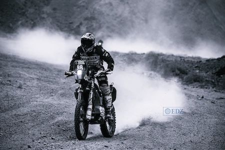 Sara García, en pleno Rally Dakar