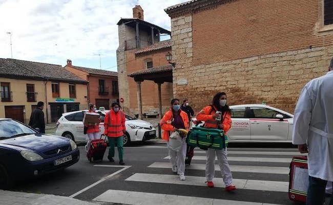 Llegada de las vacunas y del equipo sanitario a Toro (Fotografía: Irene Alfageme)