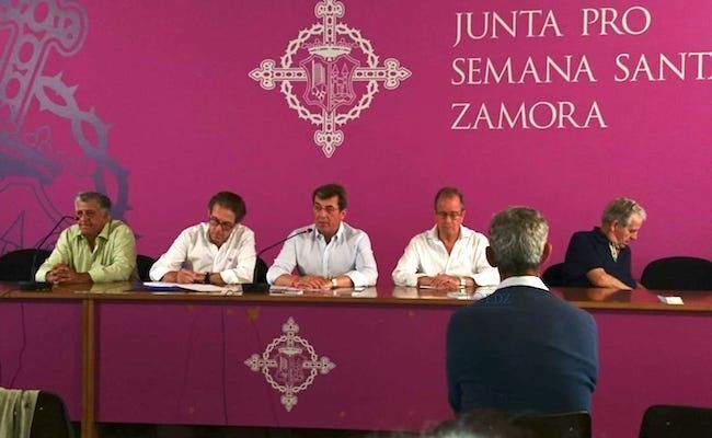 Asamblea general del Silencio (foto de archivo)