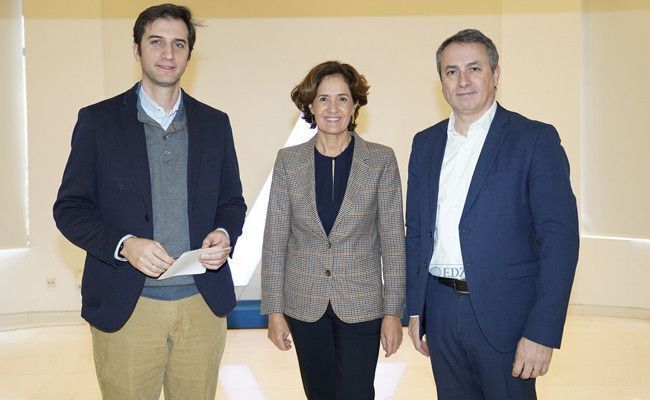 Antonio Vargas, responsable de Políticas Públicas de Google España; Beatriz Martín Padura, directora técnica de Fad, y Antoni Ballabriga, director global de Negocio Responsable de BBVA