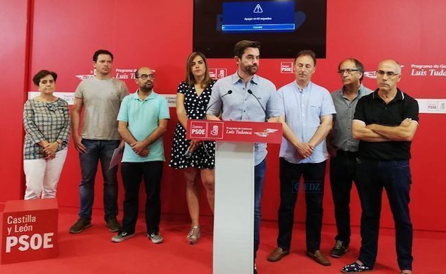 Grupo de diputados del PSOE en la Diputación, con Antidio Fagúndez