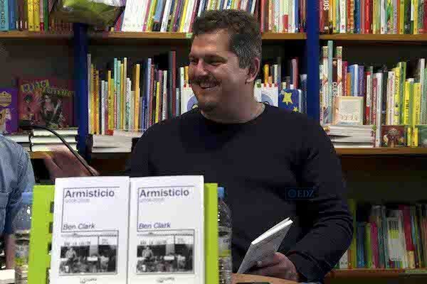 Ben Clark, el año pasado, presentando su último trabajo en la Librería Octubre