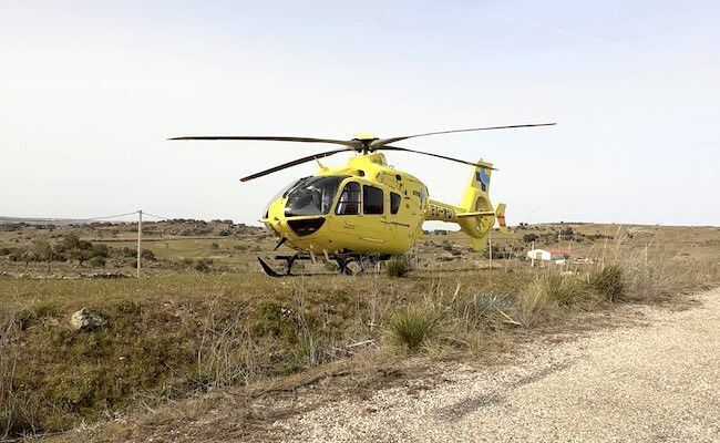 Helicóptero del Sacyl, en Fermoselle, el pasado jueves