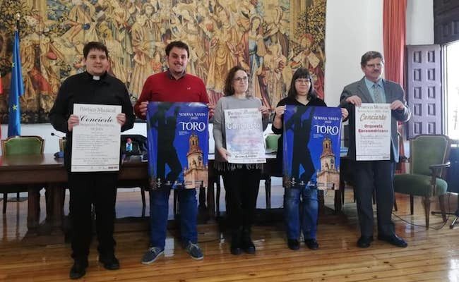 Presentación, en el ayuntamiento de Toro