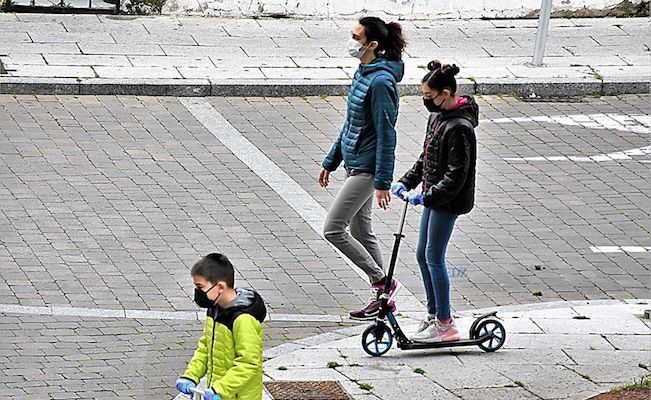 En Zamora, la jornada fue tranquila, solo se vio algún pequeño grupo de padre