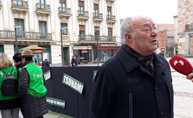 Presidente de la AECC Zamora, ante los medios
