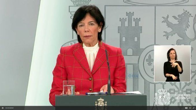 La ministra Ceelá, durante la rueda de prensa