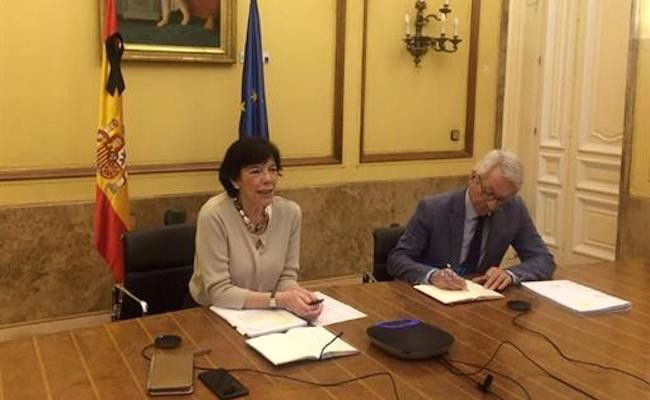 Isabel Ceelá y Alejandro Tiana