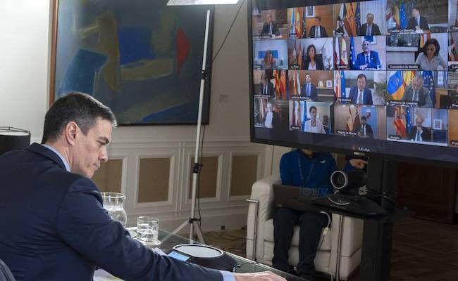 Pedro Sánchez, en reunión telemática con los presidentes (Pool La Moncloa)