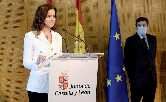 Ana Carlota Amigo