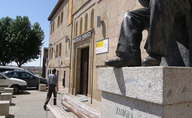 Biblioteca pública de Zamora