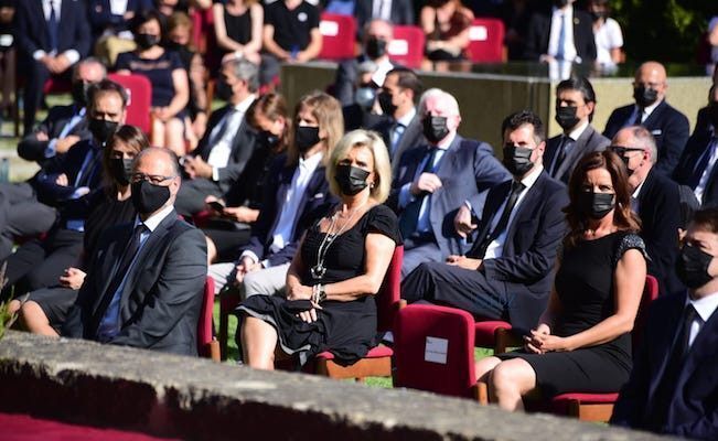 Representantes políticos, en el homenaje