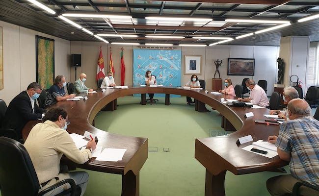 Reunión de esta mañana en la Delegación de la Junta