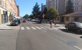 Paso de cebra en Obispo Acuña