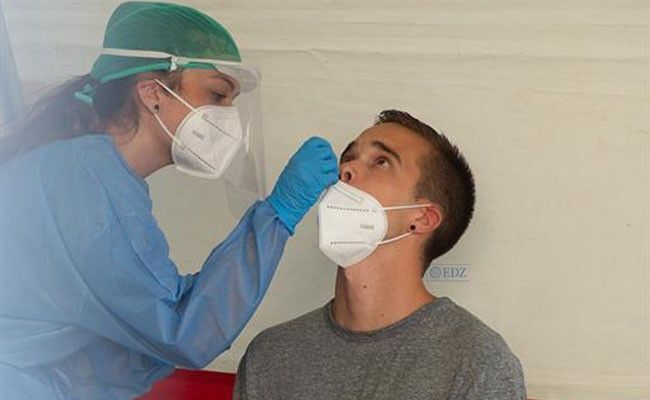 Obtención de muestras para la realización de una prueba PCR