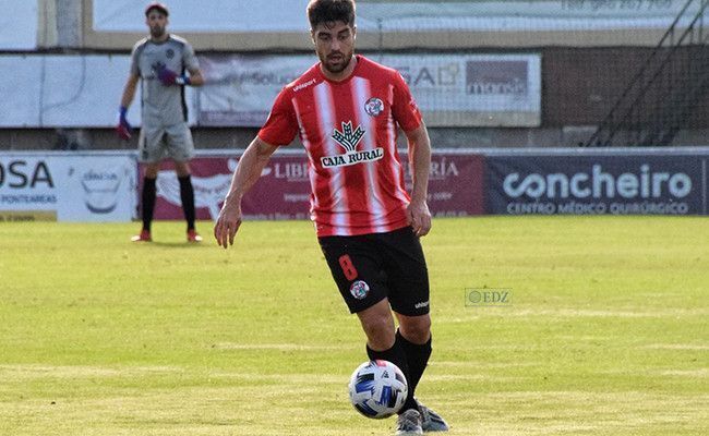 Juanan, autor del gol que dio la victoria al Zamora en Vigo