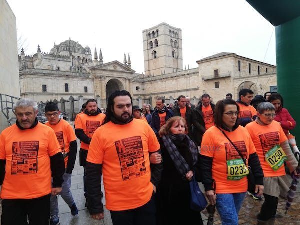 Marcha en silencio, desde la plaza de la Catedral