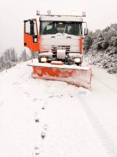 Maquinaria de la Diputación, esta mañana en Sanabria