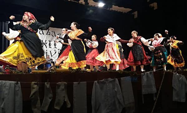 Actuación de Tío Babú