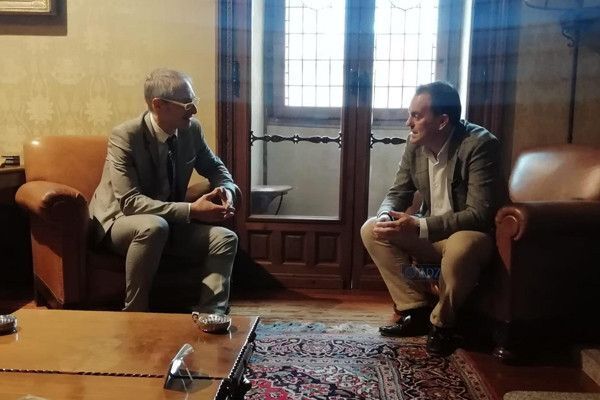 Reunión entre el rector y Requejo