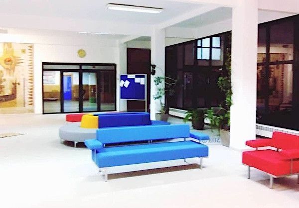 Vestíbulo del IES María de Molina