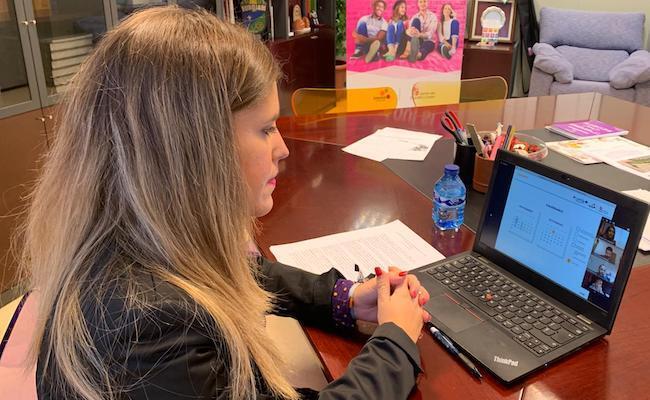 Estela López, durante la inauguración online