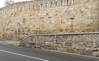 Muro al que hace referencia el Grupo Popular