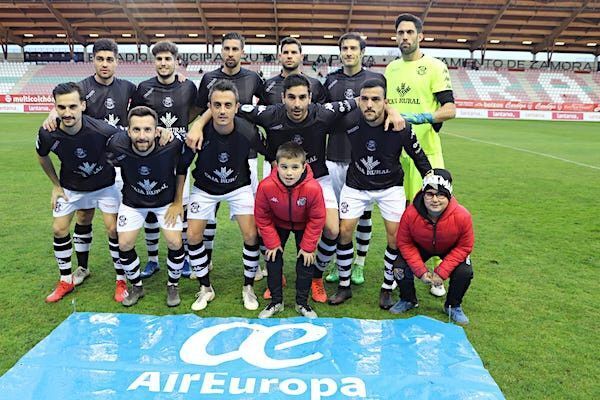 Alineación del Zamora CF vs la Arandina, foto de Andrés Moreno