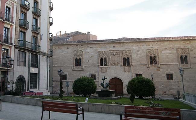 Enrique Onís
