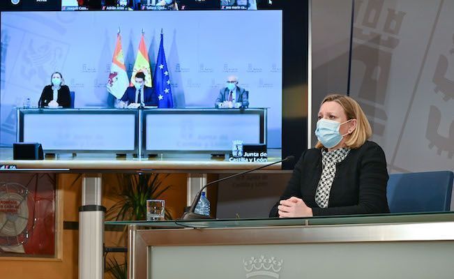 Isabel Blanco, durante la rueda de prensa conjunta
