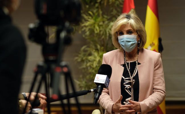 Verónica Casado, explicando sus impresiones