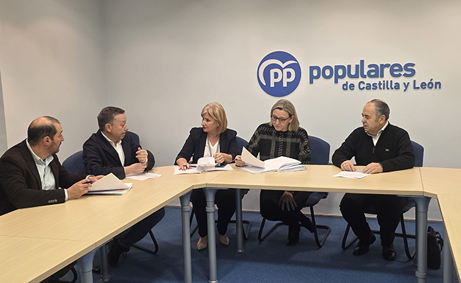 El PP de CyL se reúne con CONFERCO de cara a elaborar el calendario electoral