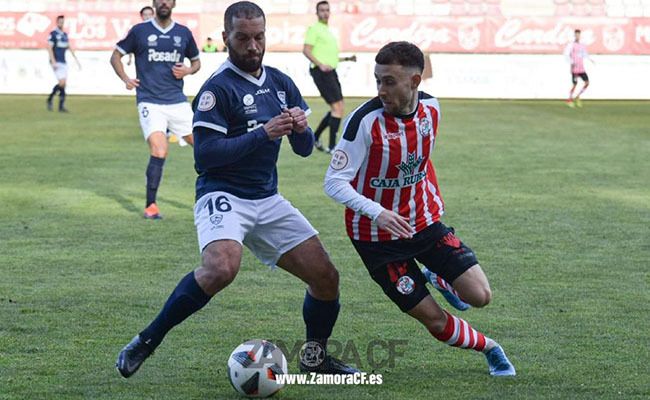 Extraordinario partido de debut de Chendri