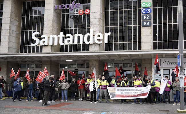 Desconvocada la huelga de maquinistas, gracias a un acuerdo “histórico” con Transportes