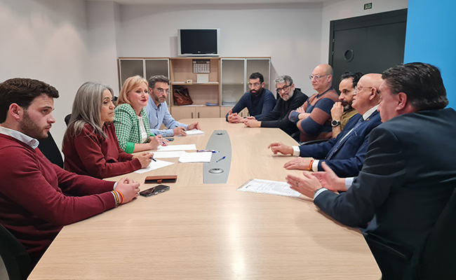 Los candidatos del PP por Zamora se reúnen con los colectivos de la construcción