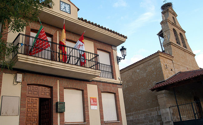 UPL denuncia ante la Junta Electoral la inauguración del consultorio médico de Madridanos