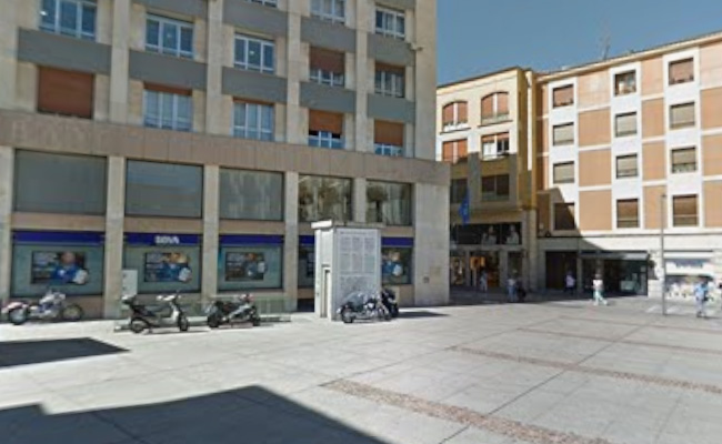 Ahora Decide denuncia que el ascensor del aparcamiento de la Plaza de la Constitución no funciona desde hace meses