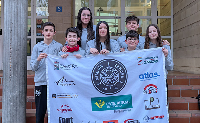 Gran papel del CD Natación Zamora en casa en las Ligas Territorial Infantil y Nacional Alevín