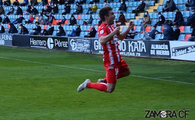 Perero, autor del gol (fotografía Zamora C.F.)