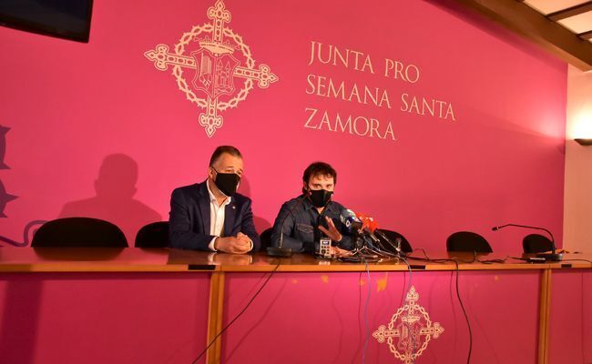 Emilio Ferrero y Óscar Antón, durante la presentación del spot (Esteban Pedrosa)