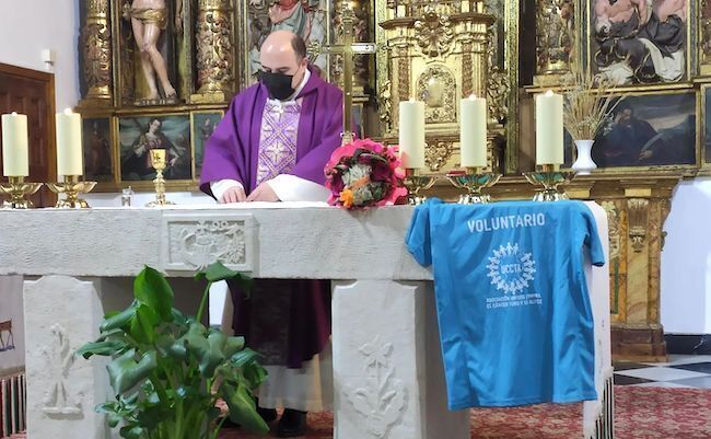 La jornada comenzó con una eucaristía en Santa Sofía, presidida por Fernando Lorenzo Martín