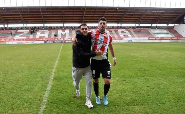 Los zamoranos Ramos y Hernández, al término del partido (Esteban Pedrosa)
