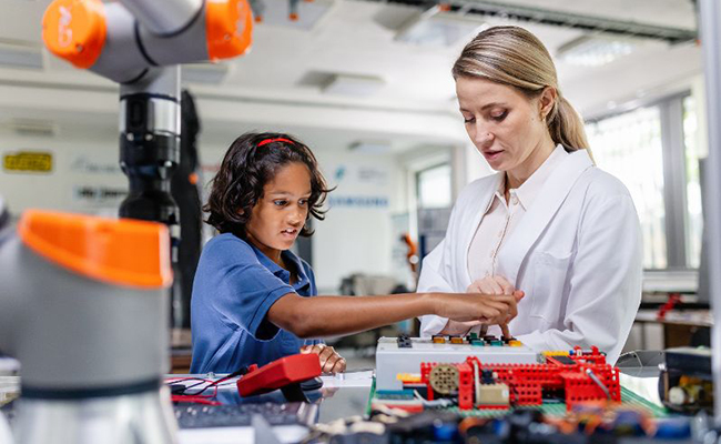 Vuelven las Olimpiadas de Tecnología que premian a los futuros genios digitales