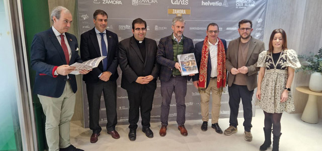Zamora celebra su Semana Santa con un &aacute;lbum &uacute;nico de cromos