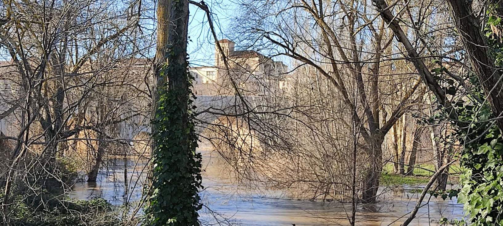 Mientras envejecemos, nuestra ciudad también muestra sus arrugas