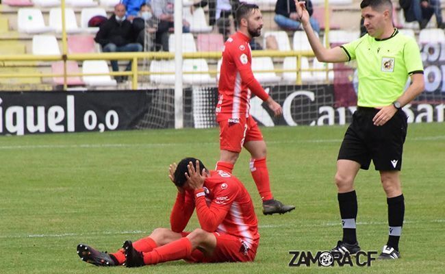 Vallejo, uno lesionado más en el Zamora y van...(Fotos Zamora C.F.)