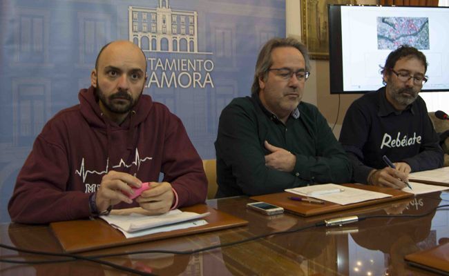 Manuel Alonso, con Guarido y Viñas