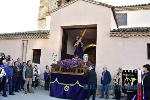 El Nazareno estrena el Puente de Piedra