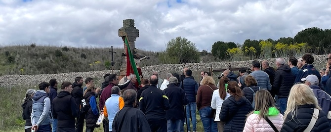 Zamora cumple con la tradici&oacute;n y celebra la romer&iacute;a del Cristo de Valderrey
